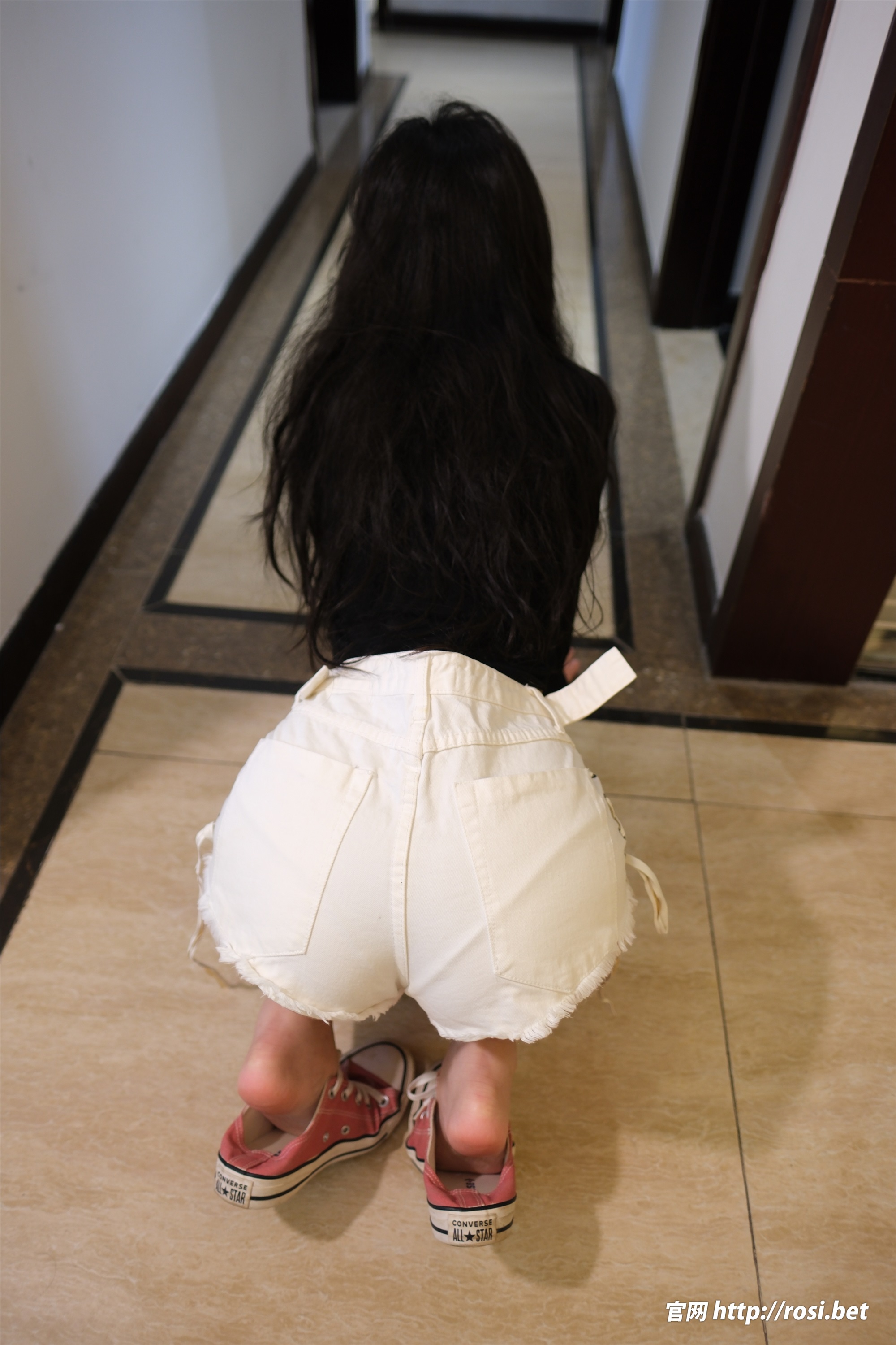 ROSI写真 2025.10.30 NO.5078